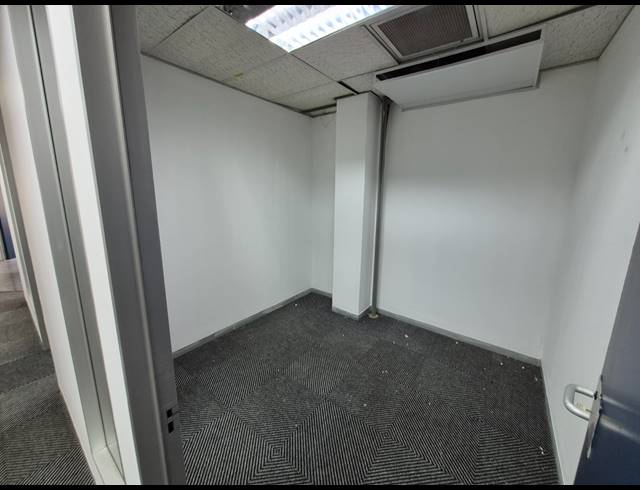 499M² OFFICE TO LET IN SUNNINGHILL